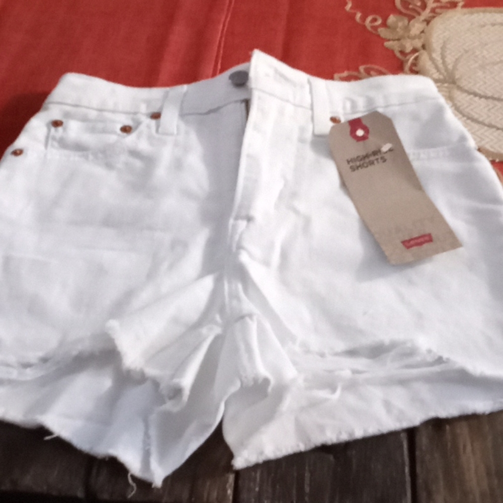 Levi shorts